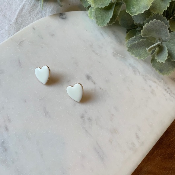 The Monroe - White Stud Heart Earrings - Picture 3 of 5